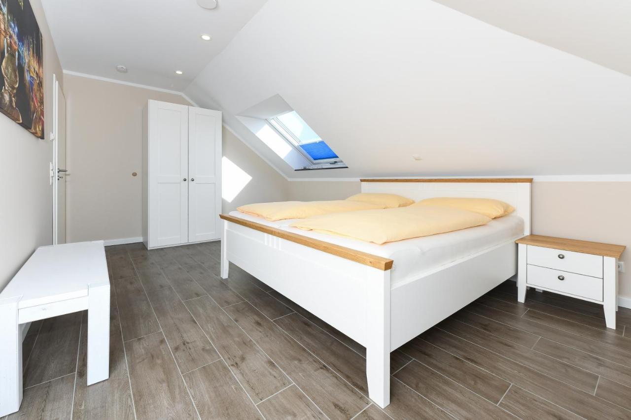Ferienhaus Nordseeperle Neuharlingersiel Esterno foto