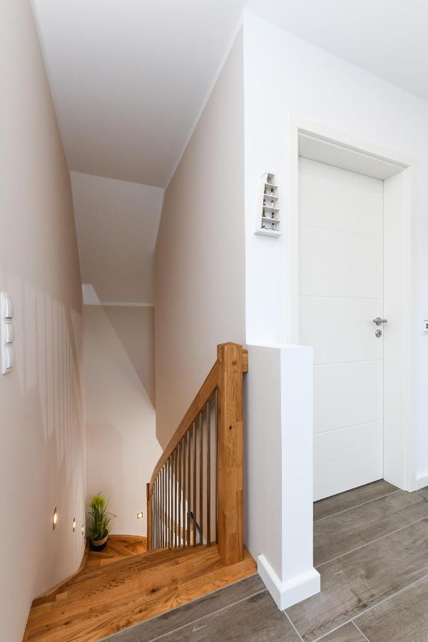 Ferienhaus Nordseeperle Neuharlingersiel Esterno foto